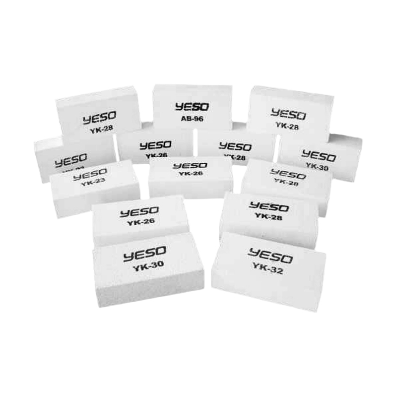 Briques réfractaires isolantes légères